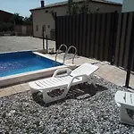 Quiete Riviera Βίλα *