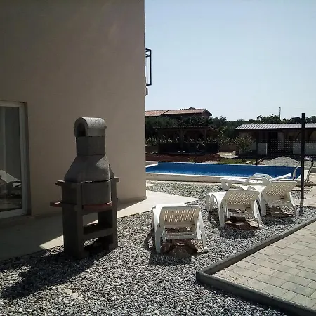 Quiete Riviera Villa Medulin